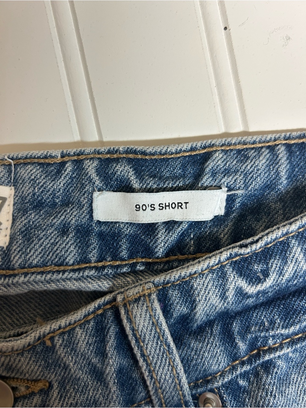 Seven7 High-Rise 90s Short Distressed Denim Shorts Size 28 - Picture 7 of 9